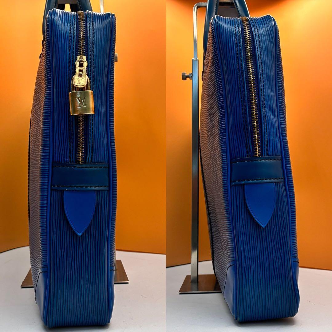 【美品】ルイヴィトン LOUIS VUITTON エピ ポルトドキュマン ブリーフケース 書類バッグ ビジネスバッグ 青 ブルー A4_画像5