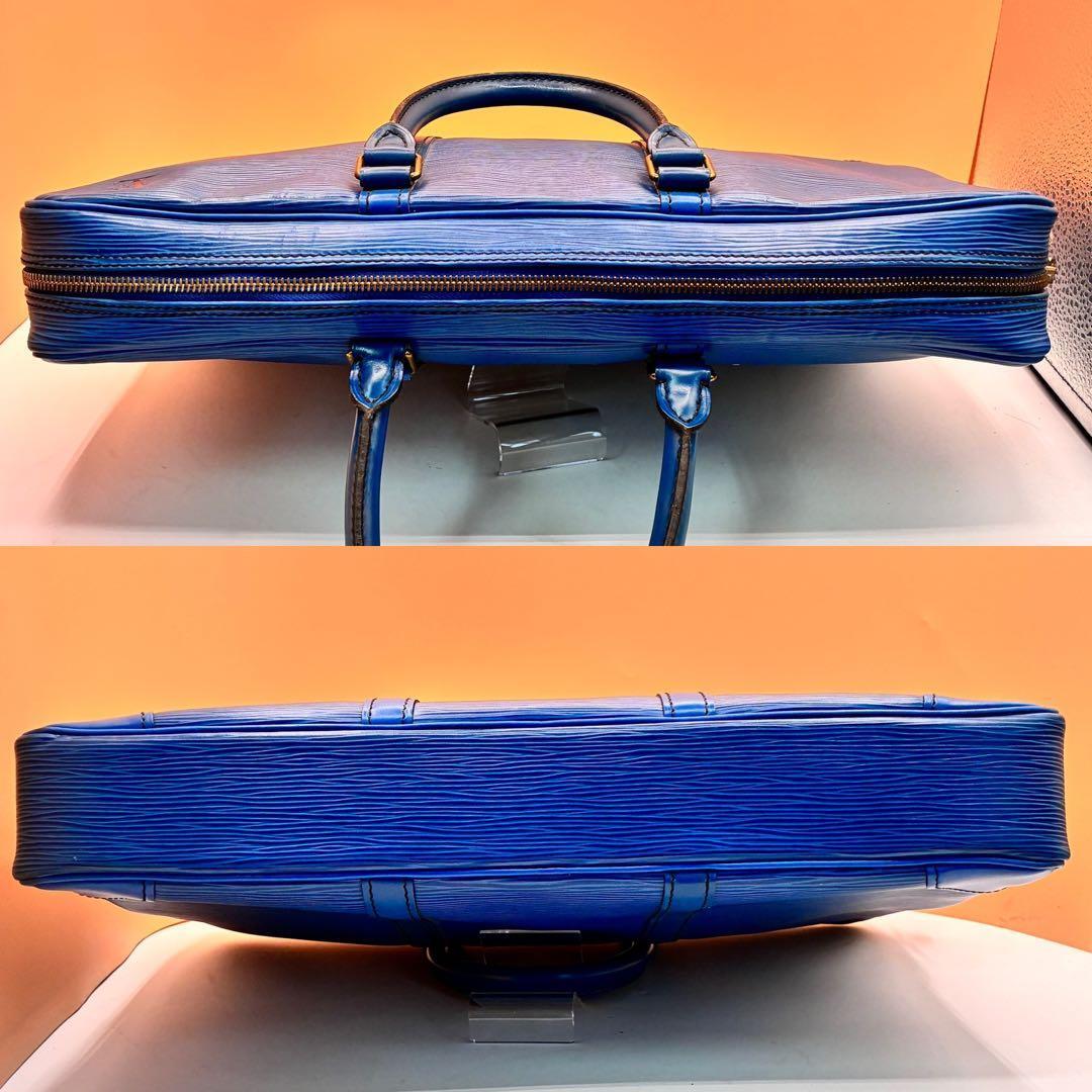 【美品】ルイヴィトン LOUIS VUITTON エピ ポルトドキュマン ブリーフケース 書類バッグ ビジネスバッグ 青 ブルー A4_画像4