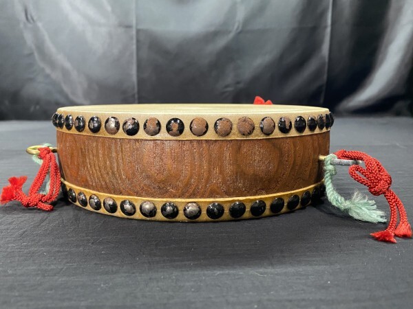 K6-588 flat туловище futoshi тамбурин без тарелочек 3 позиций комплект японский барабан futoshi тамбурин без тарелочек музыкальные инструменты традиционные японские музыкальные инструменты Япония музыкальные инструменты текущее состояние товар 