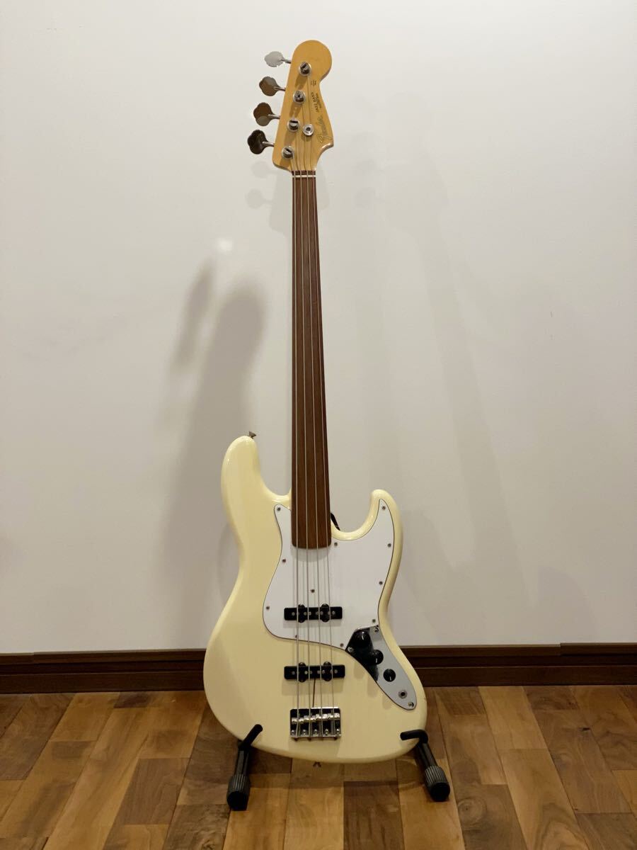 ★レア★ Fender Japan Jazz Bass フレットレス（ライン無し）Eシリアル／フジゲン期 1980's_画像1