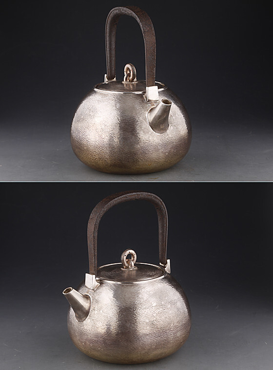 聖鐵堂 大岡銕平造 鉄之手　純銀鎚痕 ボブラ式湯沸 茶道具 銀瓶_画像3