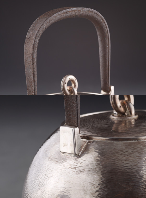 聖鐵堂 大岡銕平造 鉄之手　純銀鎚痕 ボブラ式湯沸 茶道具 銀瓶_画像7