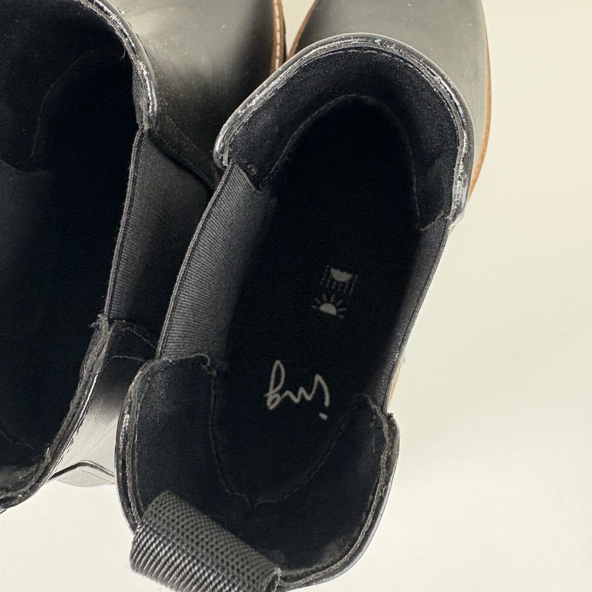 ing イング　M 23.5cm サイドゴアブーツ　ショートブーツ　ブラック　黒　レザーブーツ　トラックソール　厚底　晴雨兼用_画像5