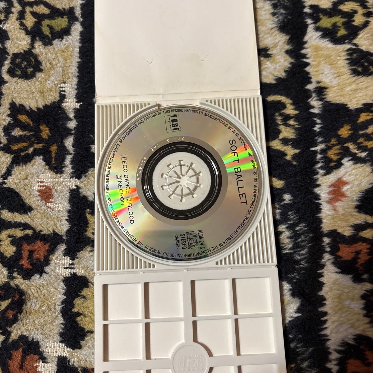 1115-212 8cm CD中古★【８ｃｍ】 ＥＧＯ ＤＡＮＣＥ／ＳＯＦＴ ＢＡＬＬＥＴ_画像3