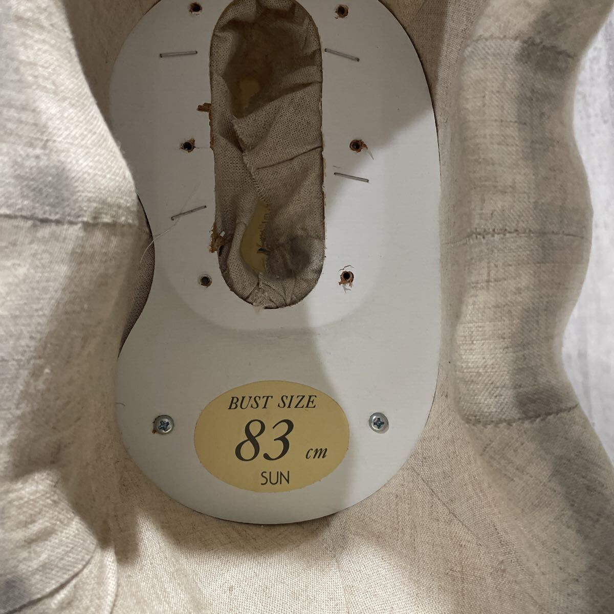 東京キイヤ KIIYA マネキン トルソー ボディ 半身 レディース 女性 卓上用_画像3