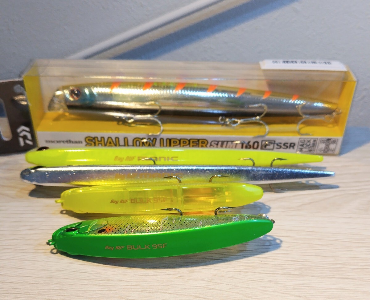 Megabass メガバス カゲロウ 155F 124F morethan モアザン シャローアッパー160F slim DUO マニック155 バルク95F 未使用含む計10本 _画像7