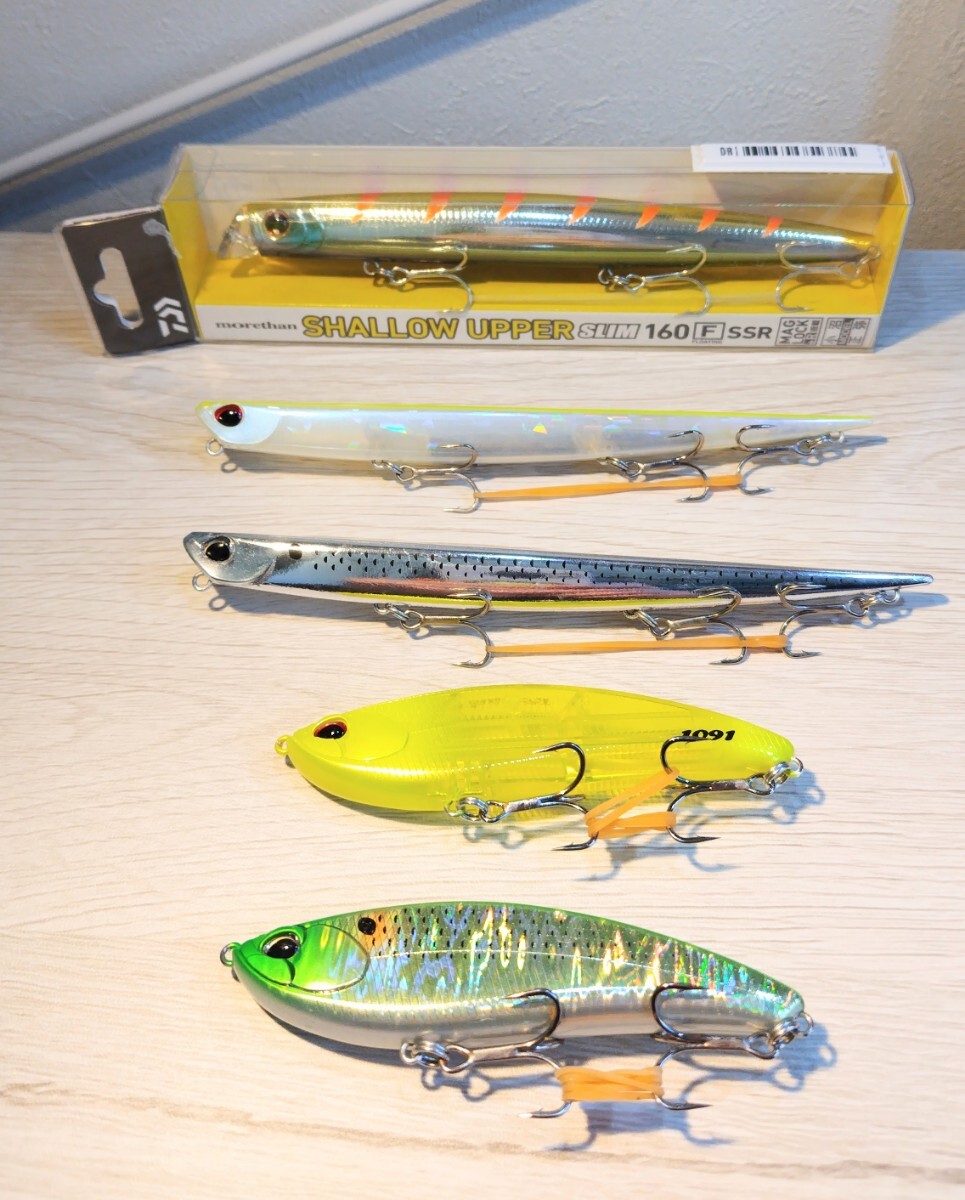 Megabass メガバス カゲロウ 155F 124F morethan モアザン シャローアッパー160F slim DUO マニック155 バルク95F 未使用含む計10本 _画像6