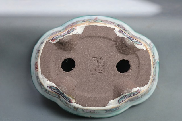 ★★　陶翠庵　盆栽鉢【陶 翠】 「彩色狐の嫁入り絵図 」 「外縁下帯段脚木瓜鉢」_画像9