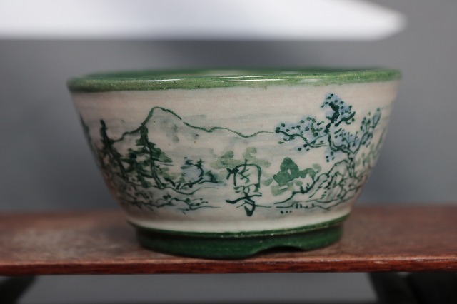 ★★　陶翠庵　盆栽鉢【陶 翠】 「渓山山水人物絵図」「呉須切立反形切脚丸鉢」_画像3