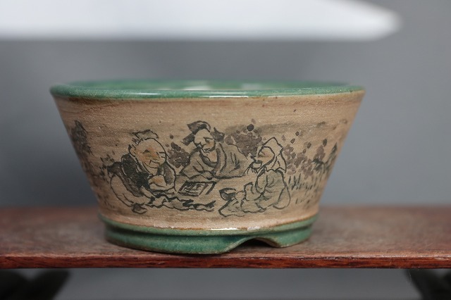 ★★　陶翠庵　盆栽鉢【陶 翠】 「渓河山水人物風景絵図」「呉須切立反形下帯切脚丸鉢」_画像4