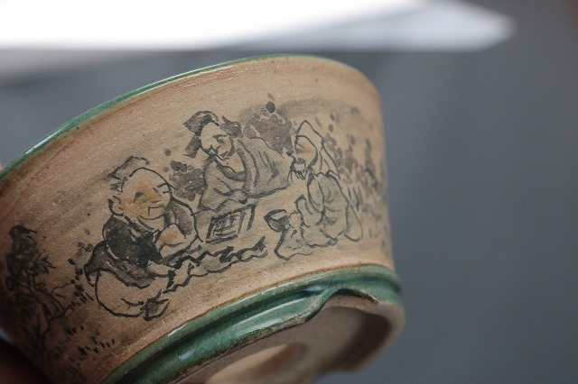 ★★　陶翠庵　盆栽鉢【陶 翠】 「渓河山水人物風景絵図」「呉須切立反形下帯切脚丸鉢」_画像10