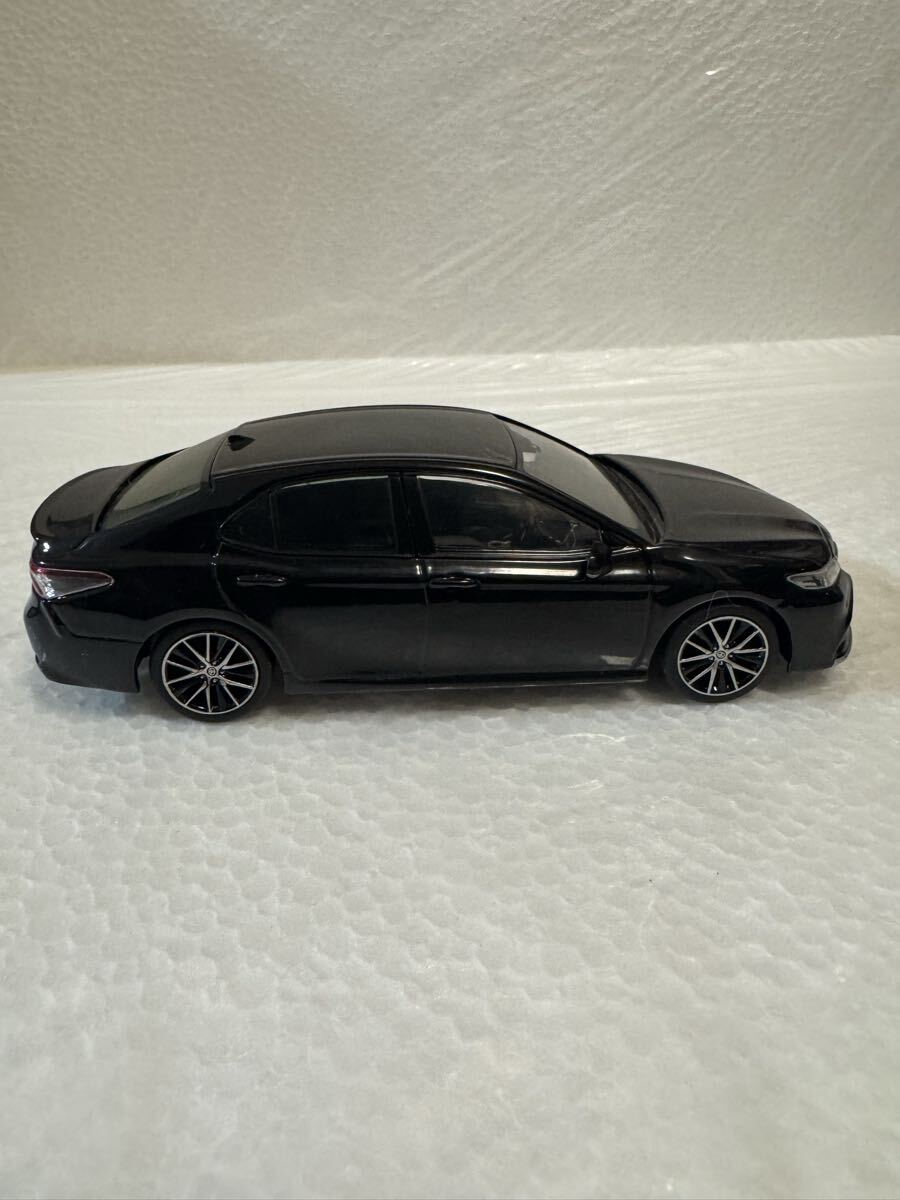 1/30 トヨタ 新型カムリ ハイブリッド WS CAMRY 後期 非売品 カラーサンプル ミニカー　アティチュードブラックマイカ_画像3