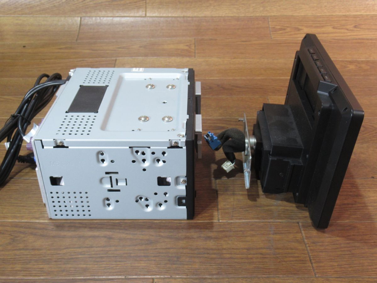 イノベイティブ販売 Regeo AZ-921 フローティングナビ /フルセグチューナー内蔵 9インチメモリーナビ ディスプレイ品_c_画像7