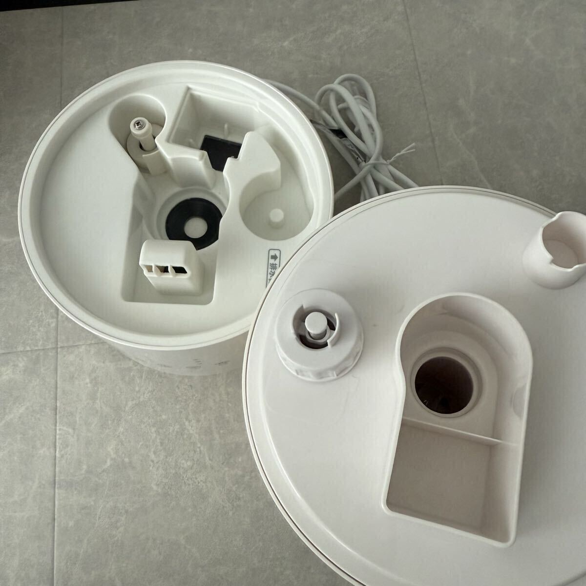 115 【稼動品】加湿器 HYBRID FLOAT 10畳用 アロマ THREEUP HFT-1624 箱崩れ有り　本体日焼有り　取説付き　1円〜_画像6