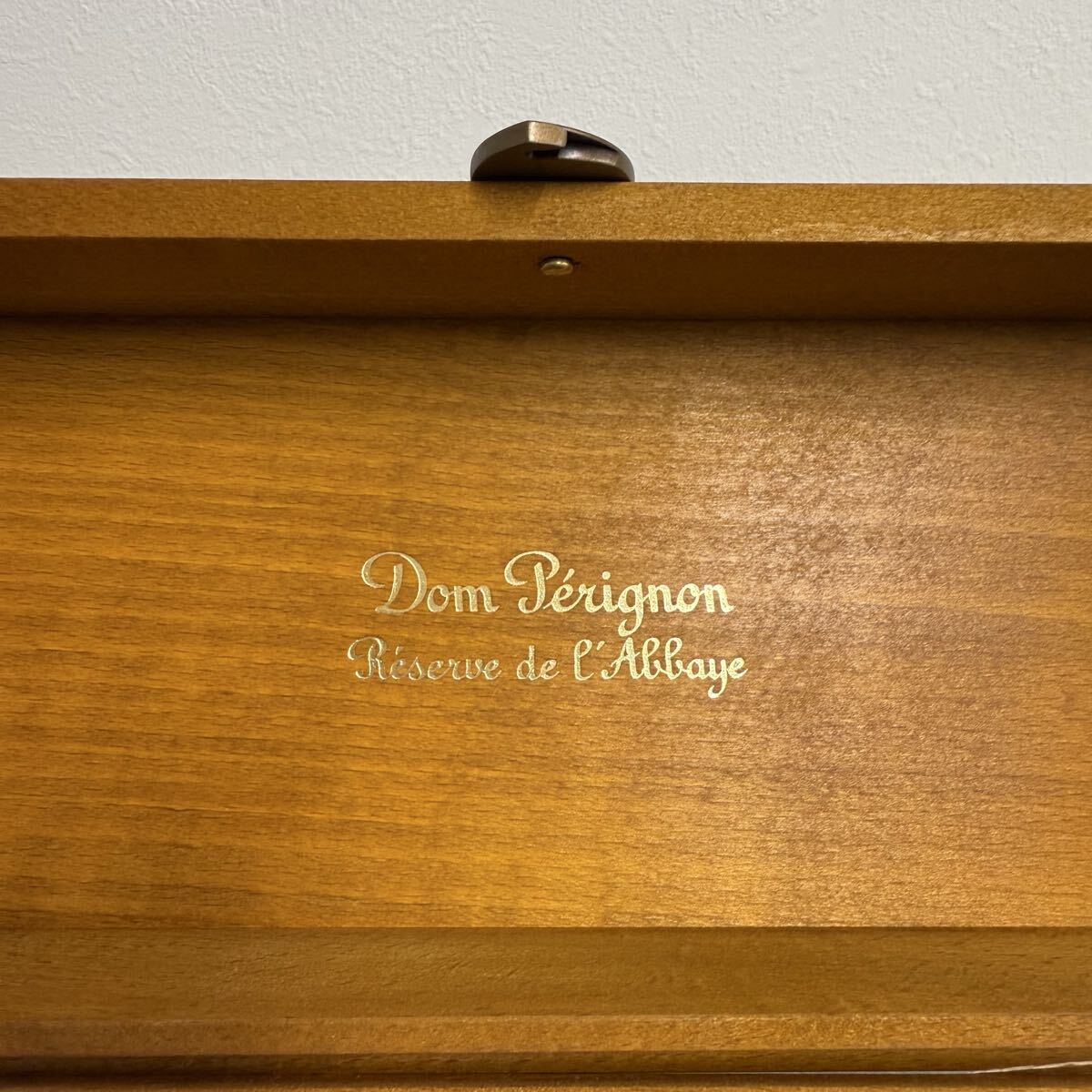 148 Dom Perignon 木箱 空箱 ドンペリ 傷あり 1円〜_画像7