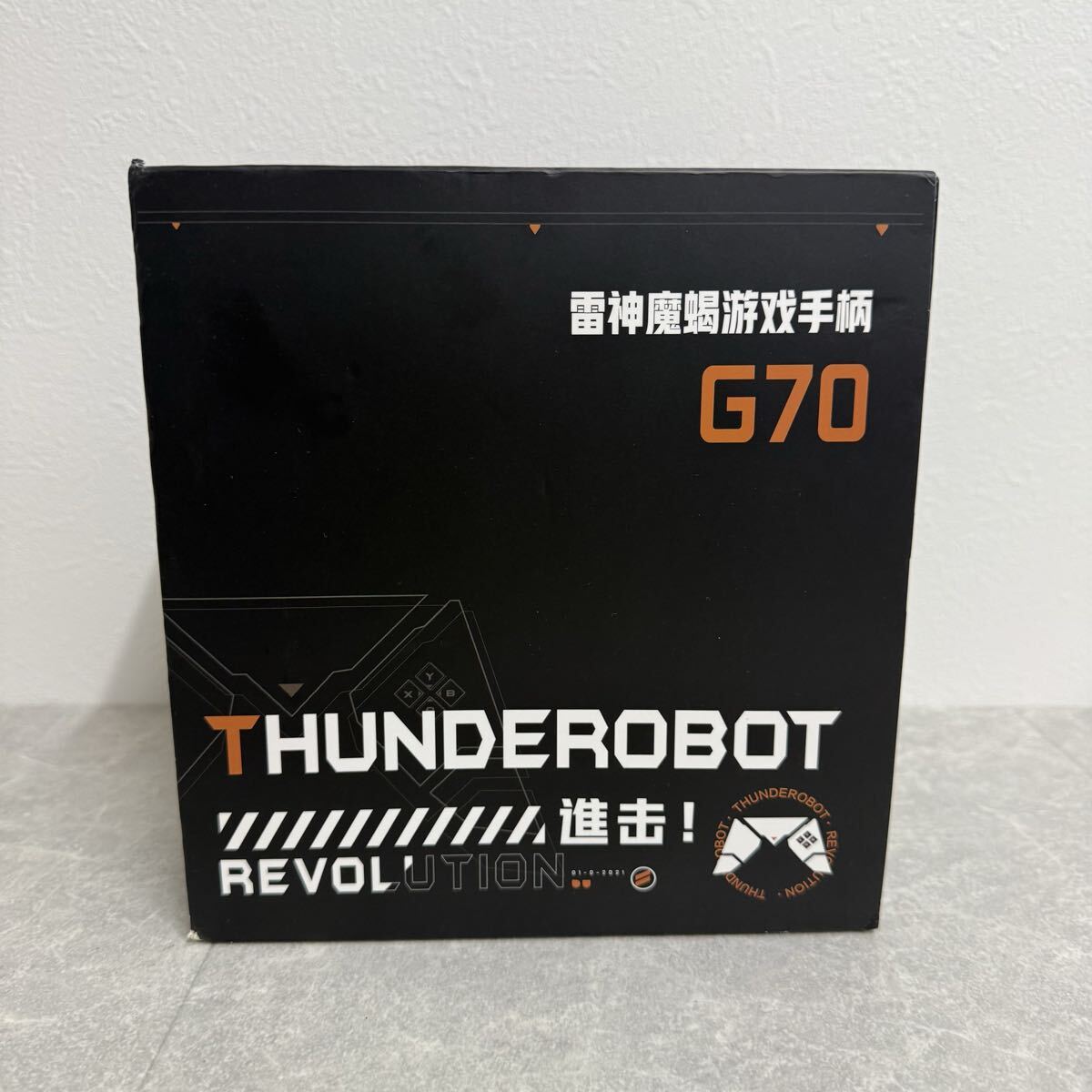 149 【新品未使用】THUNDEROBOT 雷神 ワイヤレス コントローラー G70 開封のみ 1円〜 _画像3