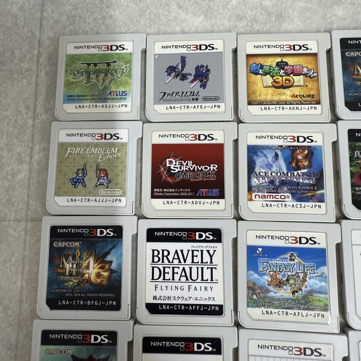 186 Nintendo 3DS ソフト　まとめ売り 18個入るケース付き 1円〜_画像2