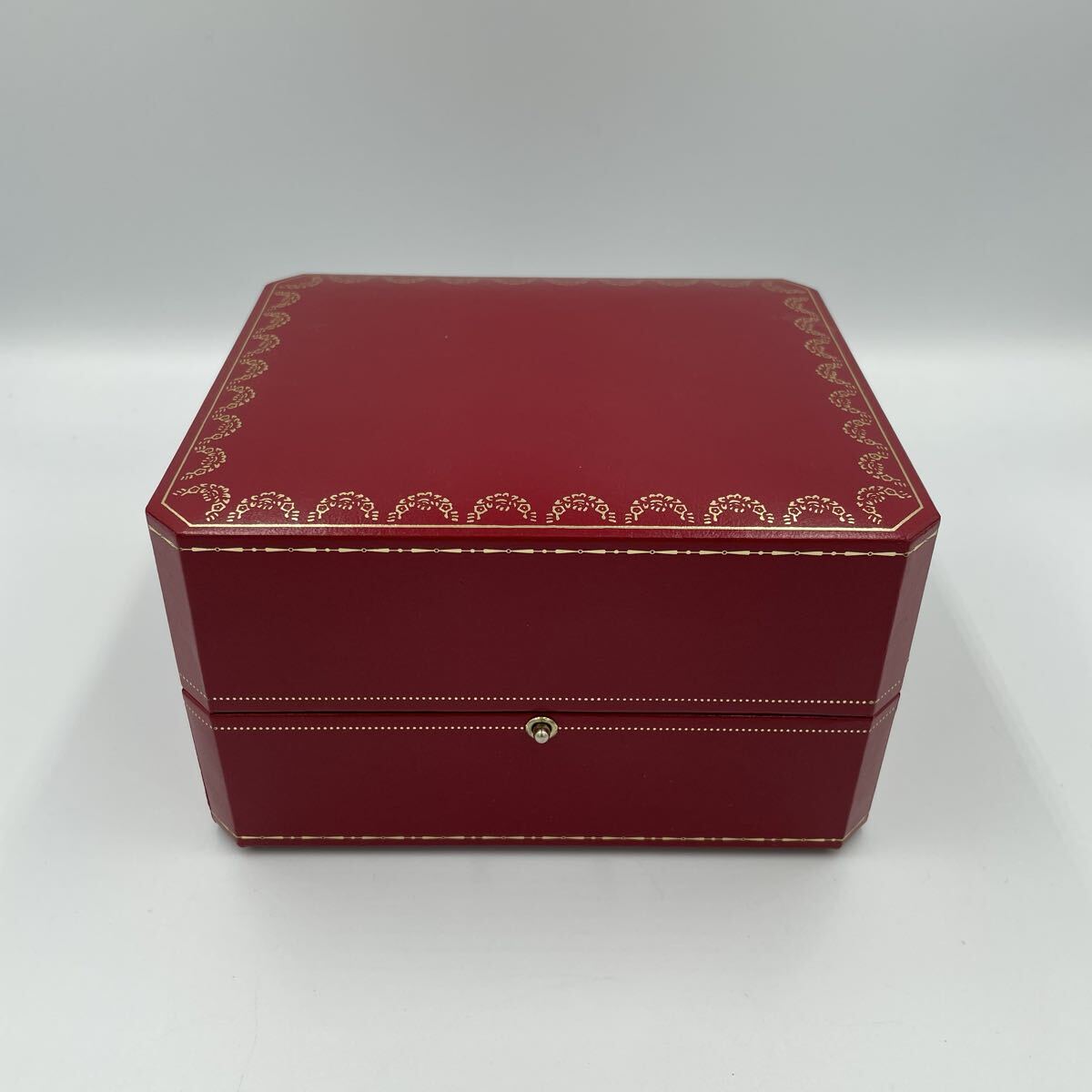 ◎ Cartier カルティエ 空箱 赤箱 ウォッチケース 収納ケース 腕時計ケース アクセサリーケース 収納 外箱_画像1