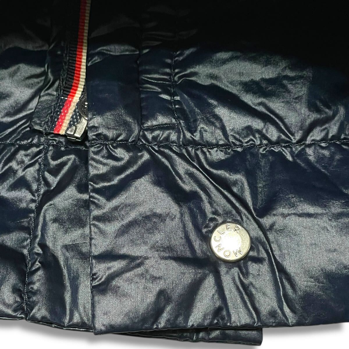24 国内正規品 MONCLER モンクレール OMER DOWN JACKET ナイロン ダウンジャケット ジップアップ ブルゾン ネイビー 0 メンズ_画像9