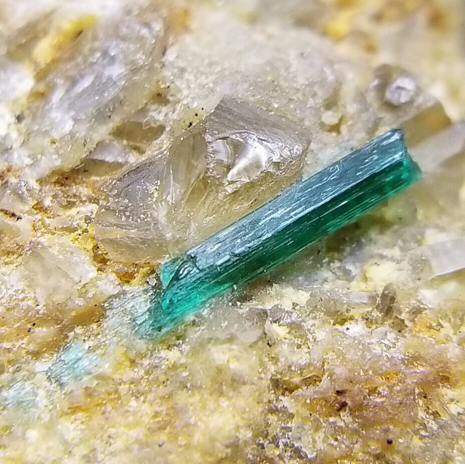 アフガニスタン産 エメラルド クリスタル 鉱物 原石 鉱石 標本 Panjshir Emerald 27_画像1