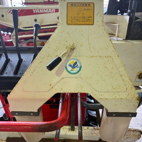 【決算セール】30000円スタート 鹿児島 ☆ ヤンマー ハーベスタ PKA6D 結束機付き 脱穀機 クローラー セルスタート こぎ胴 稲刈り 米 中古_画像6