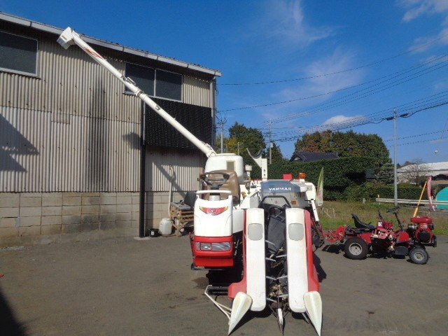 【決算セール】 千葉 ヤンマー 2条刈 コンバイン AJ223 グレンタンク 23馬力 268時間 折畳オーガ 刈取スライド 中古品 【納品代別途】_画像7