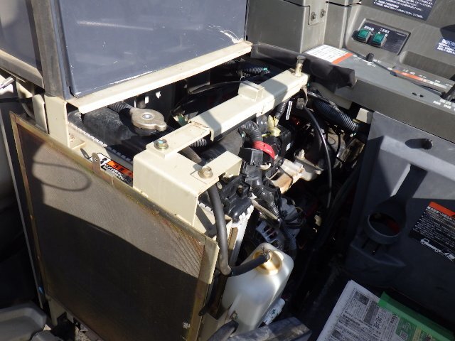 三重〇【決算セール】 三菱 3条刈 コンバイン VM15G レセルダ 定格15馬力 283時間 稲 刈取 グレンタンク ミツビシ MITSUBISH■1325111542椎_画像9