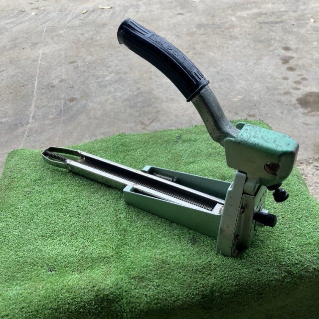 長野 オカベ ロック封函機 手動式 梱包 ダンボール ホッチキス 封函 中古品_画像2