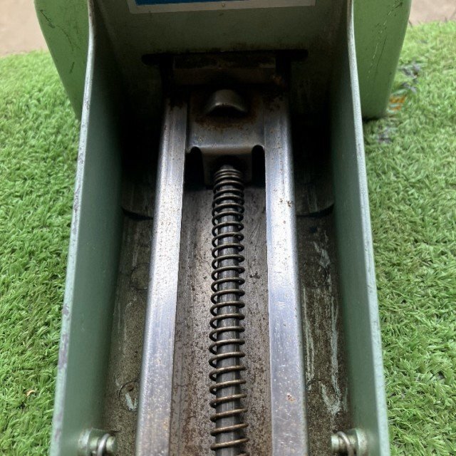 長野 オカベ ロック封函機 手動式 梱包 ダンボール ホッチキス 封函 中古品_画像4