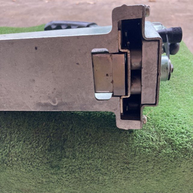 長野 オカベ ロック封函機 手動式 梱包 ダンボール ホッチキス 封函 中古品_画像6