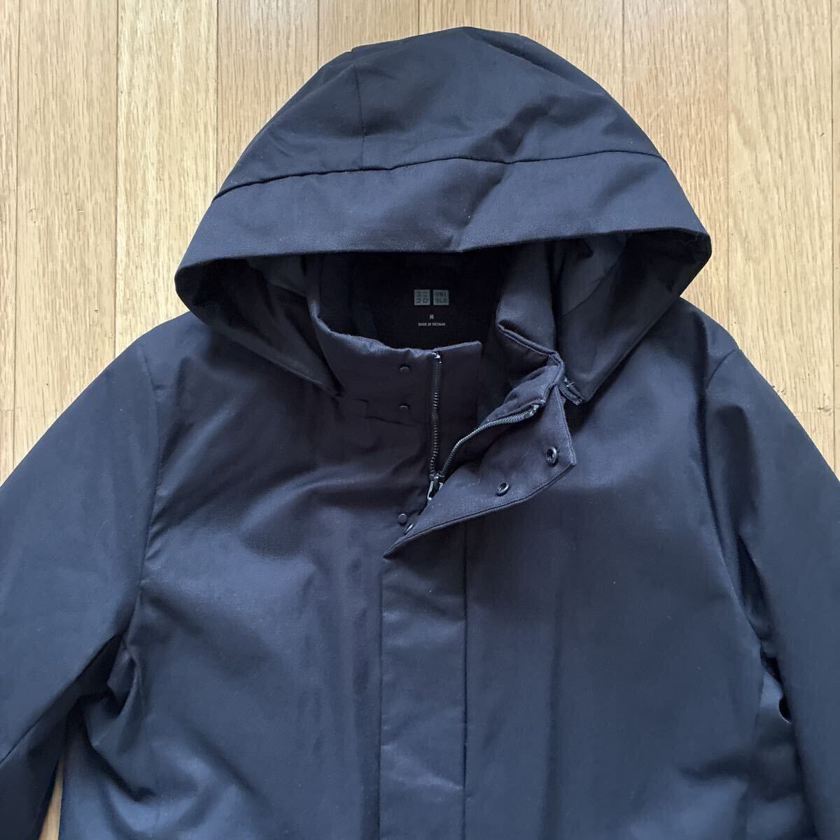極美品 ユニクロ UNIQLO ハイブリッドダウン コート ブラック サイズM_画像2