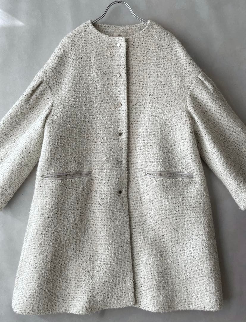 極美品 IENA イエナ ツイード ボリュームスリーブノーカラーコート レディース サイズS ゆったり36 白 ホワイト 定価4.9万_画像4