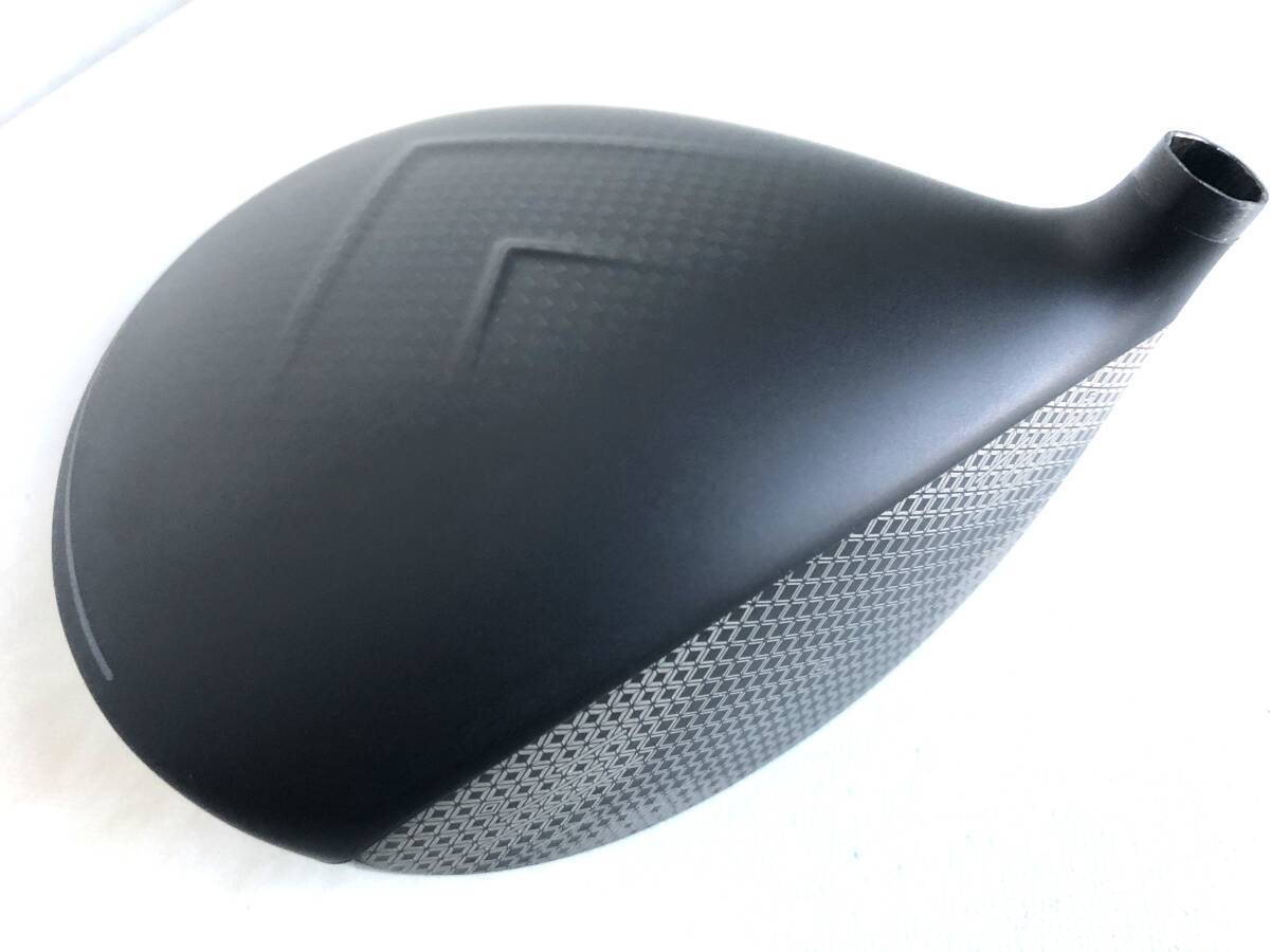 【送料無料】 ほぼ新品 最新 グローブライド オノフ ONOFF KURO 黒 クロ 2026 10.5° ドライバー ヘッド 単体 HC付 日本仕様　GOLFJAPAN　_画像6