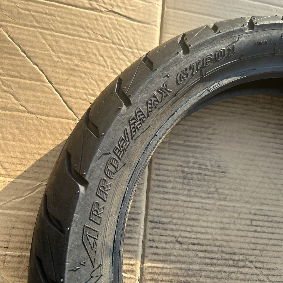 ダンロップ　スポーツツーリング　アローマックス　GT601　120/80-17 新品（１１１４．１０）_画像4