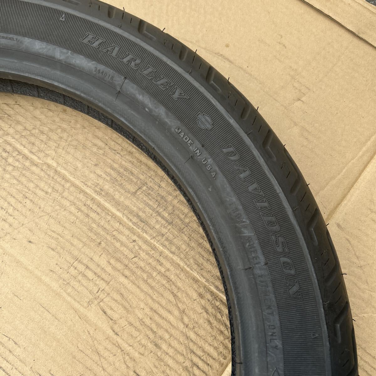 ダンロップ　D401F 100/90-19 新品（１１１９．１０）_画像3