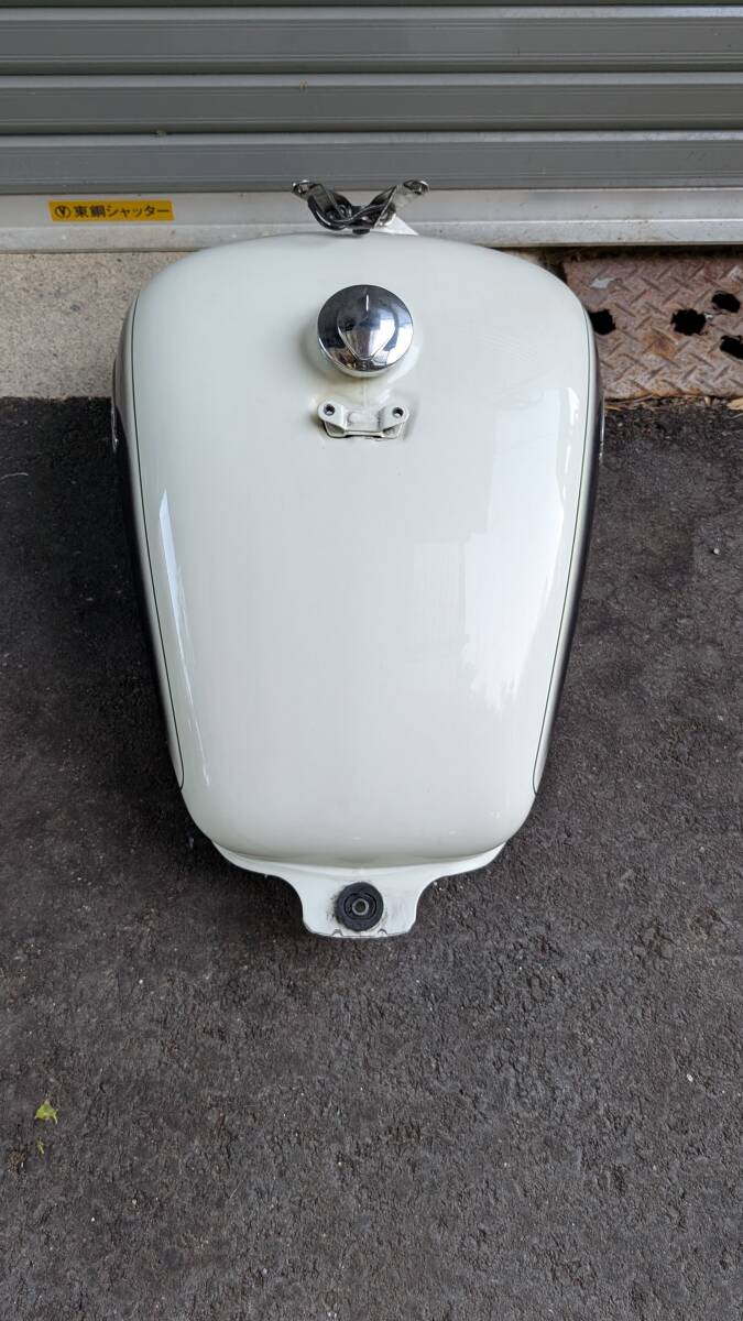 HONDA　ホンダ　SHADOW　シャドウ400　スラッシャー PHOENIXエンブレム　NC 34 純正タンク　鍵付き　内サビ無し　状態良好　漏れなし_画像5