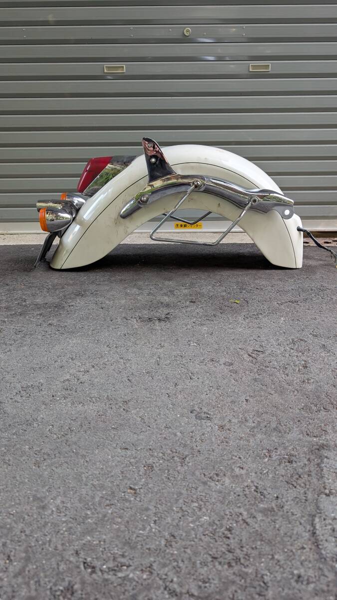 HONDA　ホンダ　SHADOW　シャドウ400　スラッシャー　NC 34 純正 リアフェンダー　リヤフェンダー バックレスト　背もたれ　付_画像1