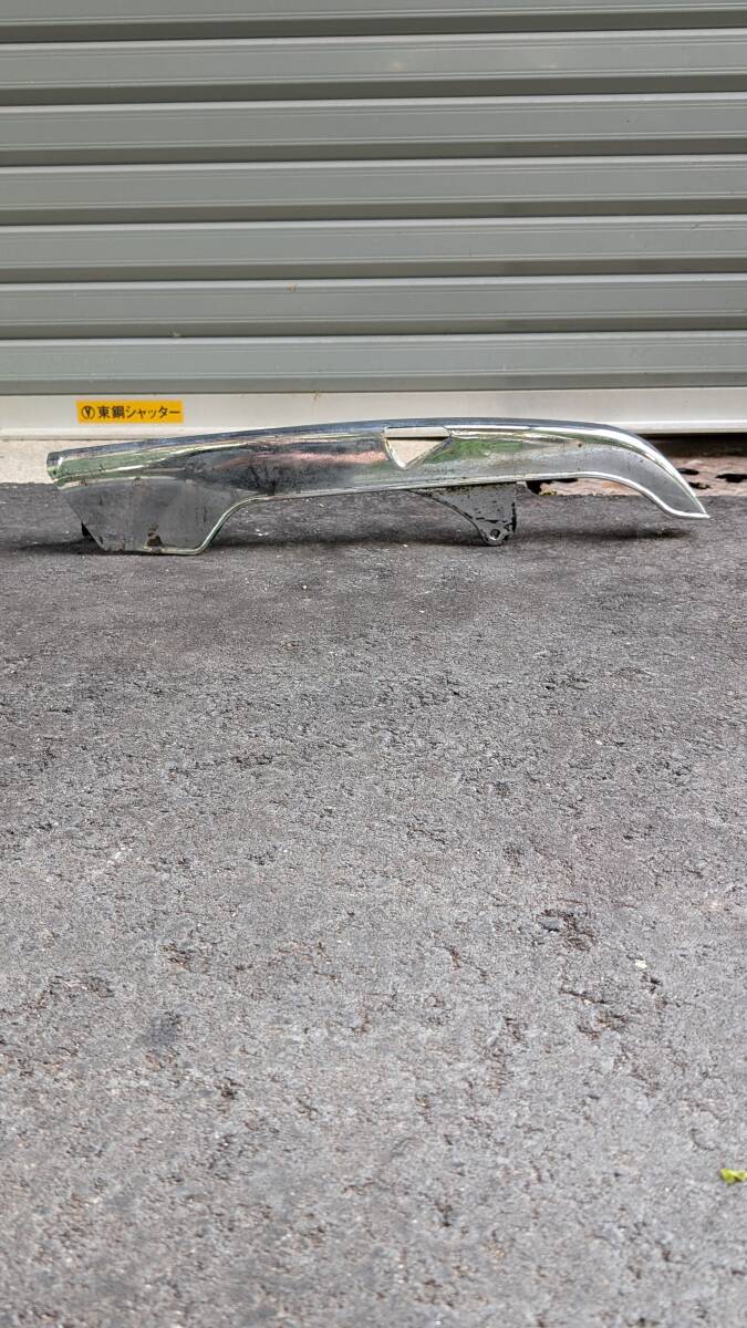 YAMAHA SR 400 純正 チェーンカバー メッキ　_画像1