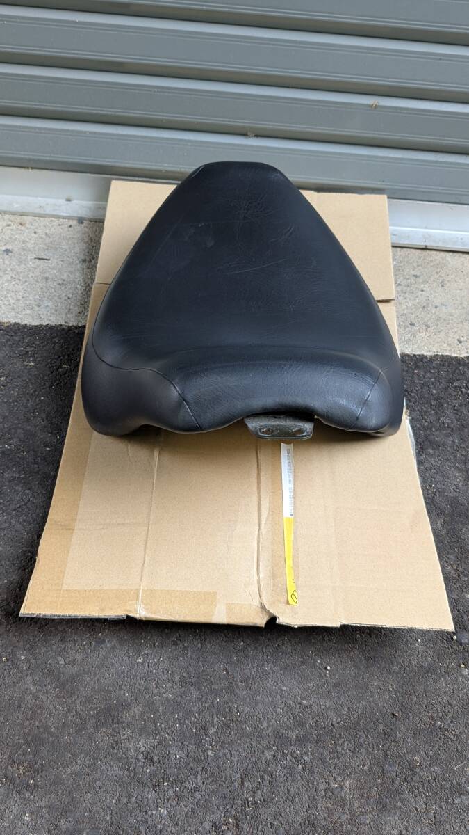 YAMAHA　DragStar 400　ヤマハ ドラッグスター　純正シート　メインシート　前　4TR　スタンダード　純正戻しに　破れ割れナシ_画像3