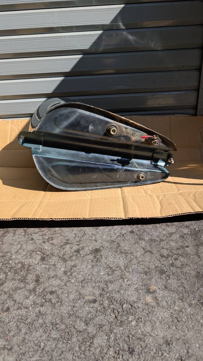 スポーツスタータンク(漏れあり)SRから取り出し YAMAHA ヤマハ SR400_画像4