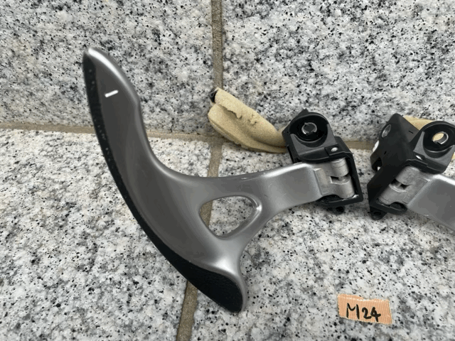 ★☆日産 スカイライン KV36 4ドア インフィニテイ用純正パドルシフト☆★_画像2