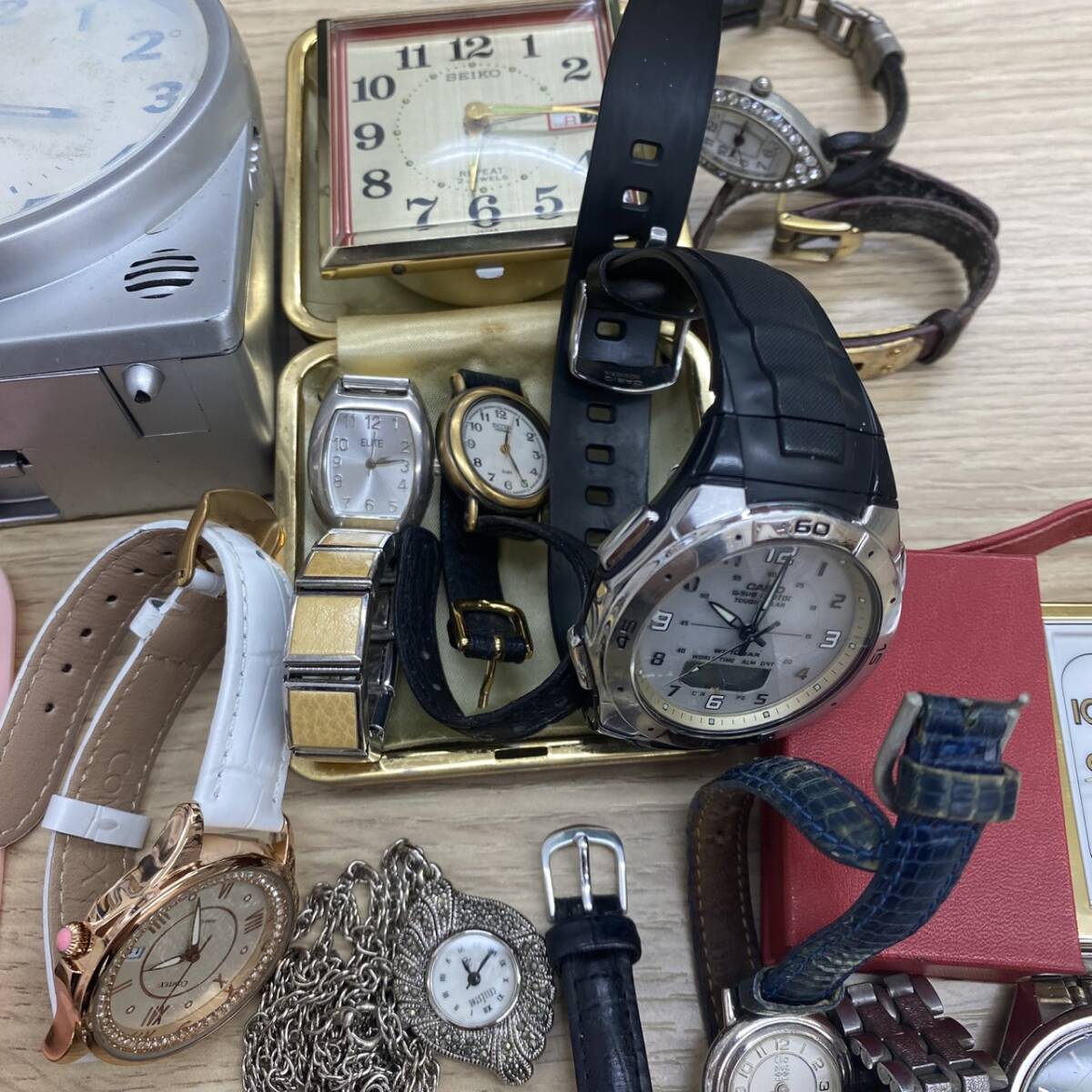 #21644　時計　腕時計　おまとめ　大量　クオーツ　手巻き　自動巻き　稼働　不動　ジャンク　SEIKO　CITIZEN　CASIO　現状品　_画像5