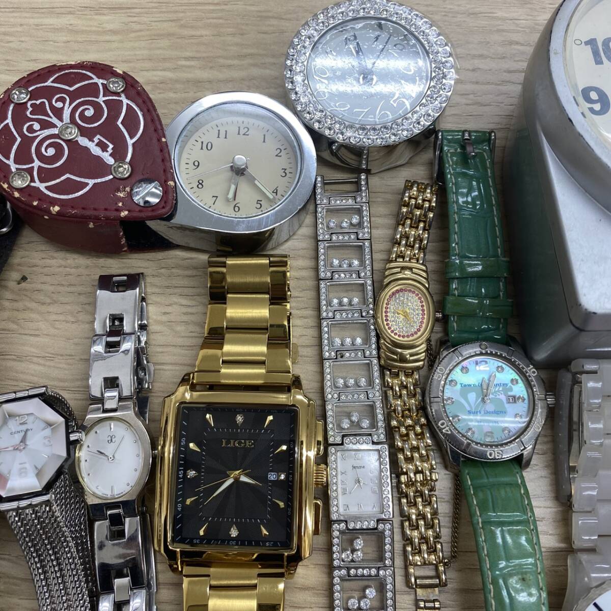 #21644　時計　腕時計　おまとめ　大量　クオーツ　手巻き　自動巻き　稼働　不動　ジャンク　SEIKO　CITIZEN　CASIO　現状品　_画像3