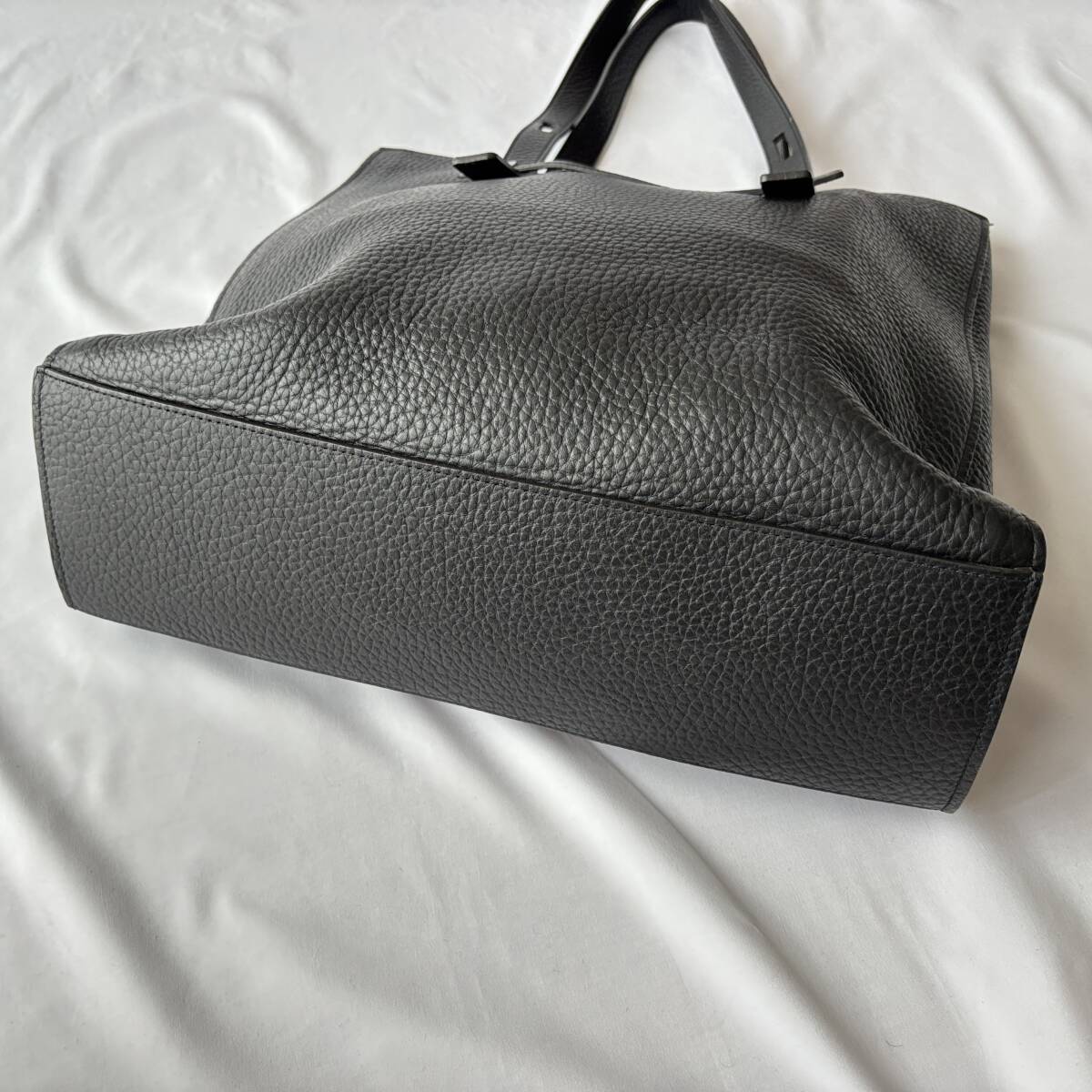 #1 иен ~ < прекрасный товар!!>#FURLA Furla Giovejebe большая сумка кожа модный A4 место хранения ходить на работу обычно используя черный чёрный труба :2511055