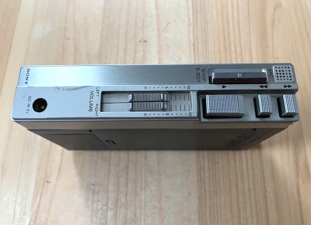 即決【整備済完動品】SONY WALKMAN TPS-L2 初代ウォークマン 高音質調整仕上げ 後期タイプ 美品_画像8