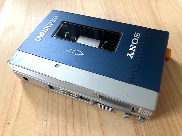 即決【整備済完動品】SONY WALKMAN TPS-L2 初代ウォークマン 高音質調整仕上げ 後期タイプ 美品_画像6