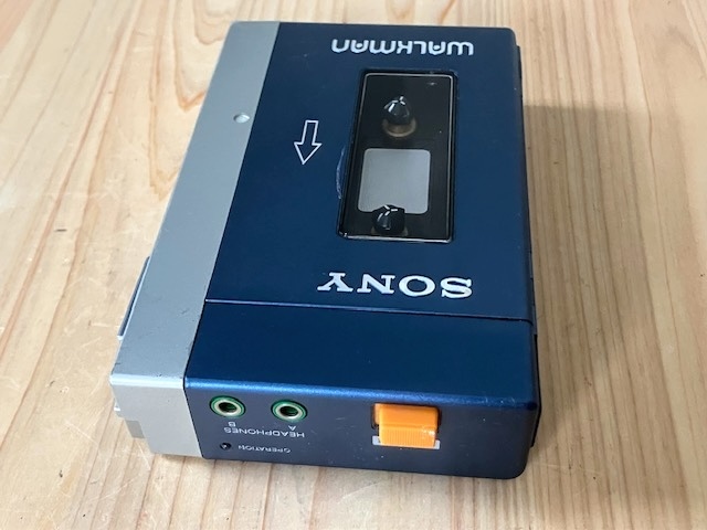 即決【整備済完動品】SONY WALKMAN TPS-L2 初代ウォークマン 高音質調整仕上げ 後期タイプ 美品_画像7