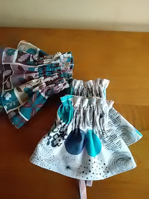 ハンドメイド　＊　アームカバー　＊　2組セット　＊　長袖の季節・水仕事・ガーデニングに　♪_画像1