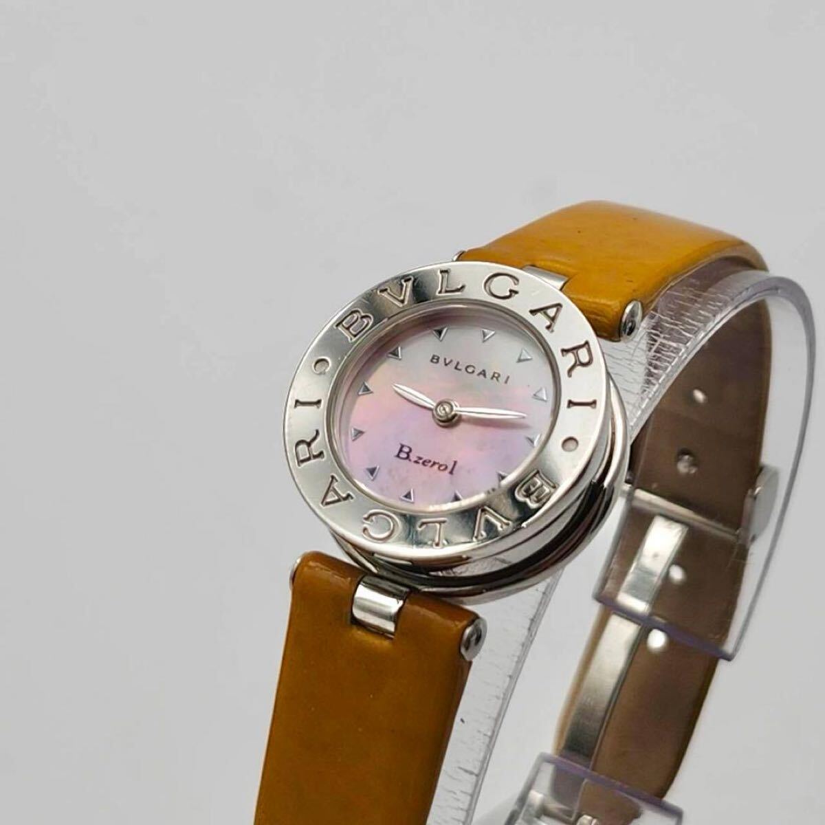 BVLGARI ブルガリ　ビーゼロワン　B-zero1　BZ22S ピンクシェル　クォーツ　ブラウン　レザーベルト　2針　レディース　プッシュクォーツ_画像1