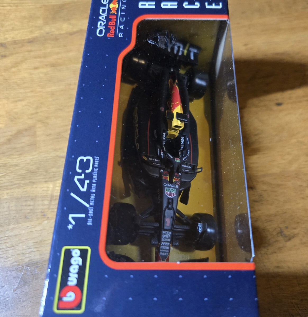  BBurago 1/43 Red Bull RB20feru старт  авторучка 